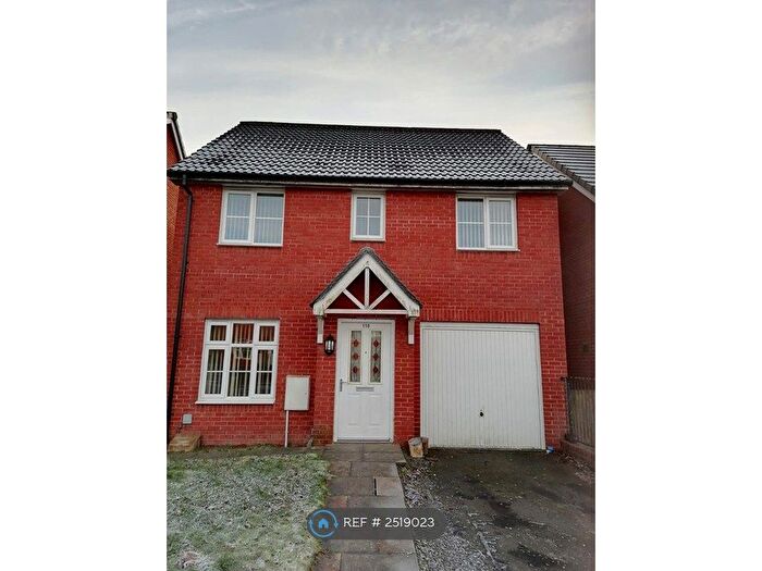3 Bedroom Detached House To Rent In Dol Y Dderwen, Ammanford, SA18