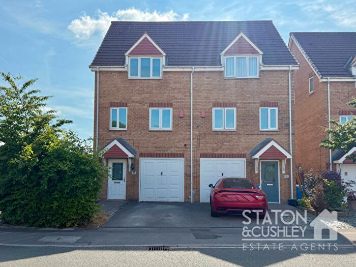 3 Bedroom Semi-Detached House For Sale In Arches Road, Mansfield, NG18
