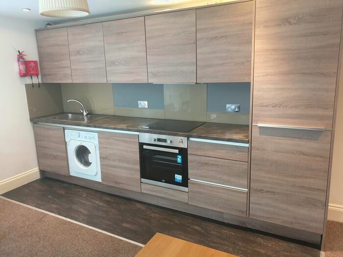 3 Bedroom Flat To Rent In Heaton Road, Withington, Manchester, M20