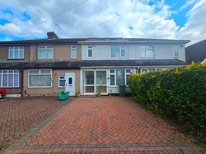 3 Bedroom Terraced House For Sale In Newcroft Close, Uxbridge, UB8