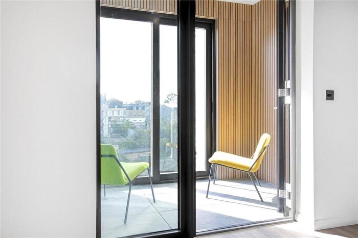 1 Bedroom Apartment For Sale In Windmill Lane, Maryland Point, London, E15