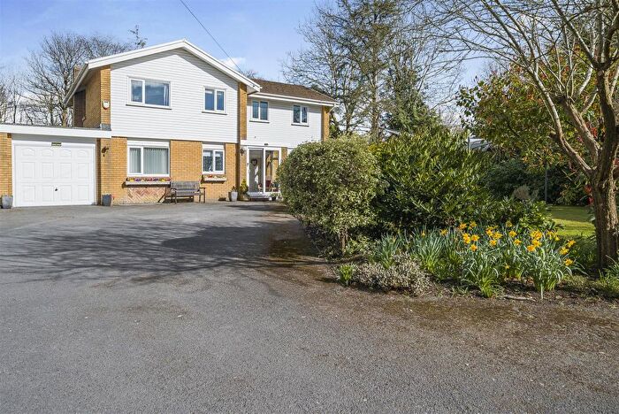 4 Bedroom Detached House For Sale In Trosserch Road, Llangennech, Llanelli, SA14