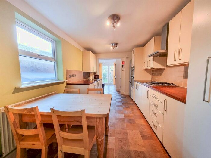 4 Bedroom Property To Rent In Dryden Road, London, SW19