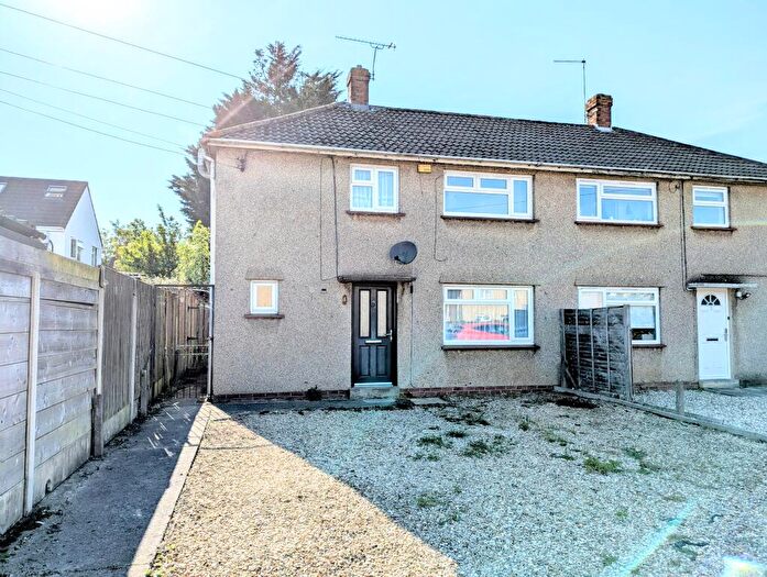 3 Bedroom House To Rent In Pilkington Close, Bristol, BS34