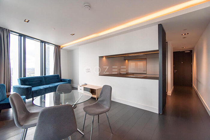 2 Bedroom Flat To Rent In Amory Tower, Marsh Wall, E14