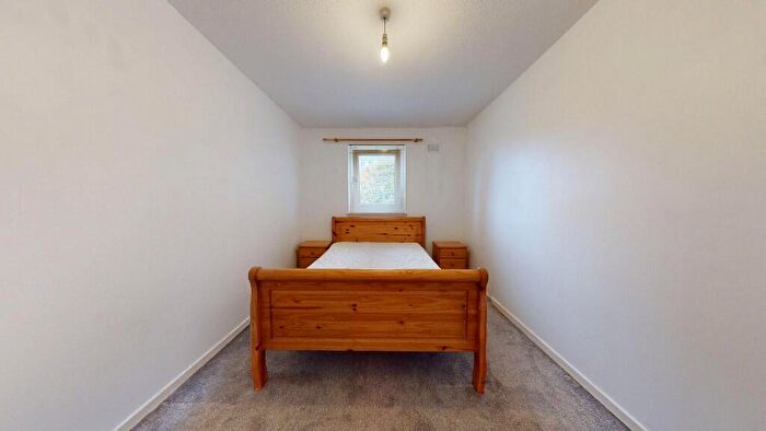 2 Bedroom Flat For Sale In Castleton Way, Aberdeen, Aberdeenshire, AB16