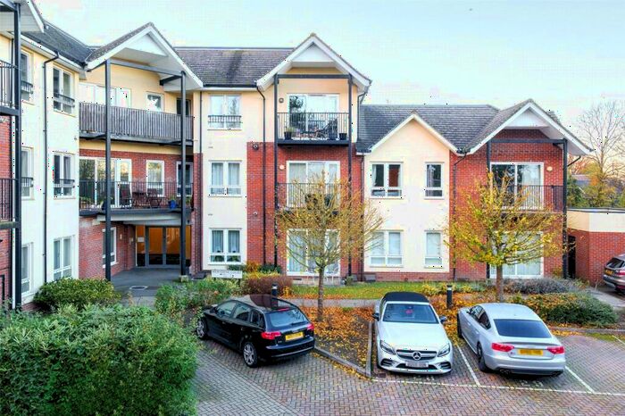 1 Bedroom Apartment To Rent In London Road, Binfield, Bracknell, Berkshire, RG42