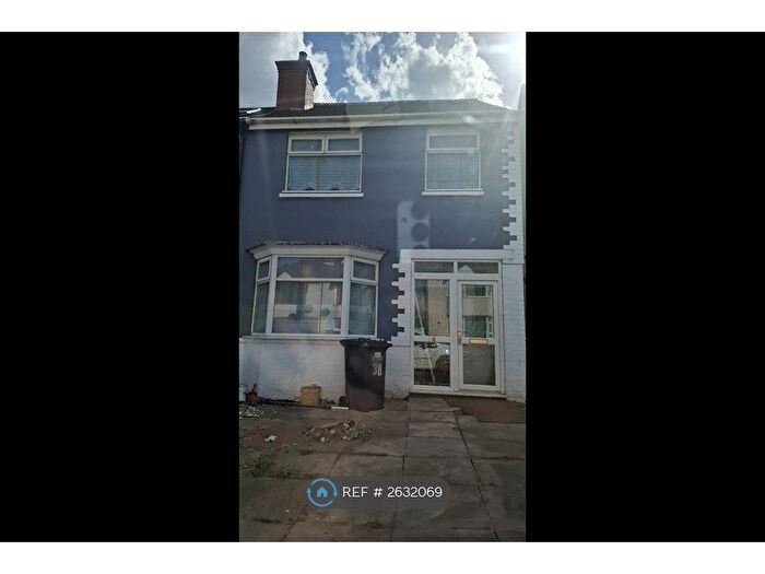 3 Bedroom Semi-Detached House To Rent In Clement Street, Nuneaton, CV11