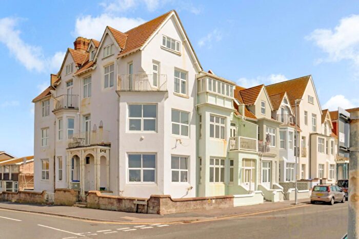 1 Bedroom Flat For Sale In Esplanade, Seaford, BN25