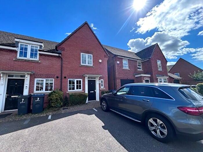 2 Bedroom House To Rent In Kendrick Grove, Moseley, B28