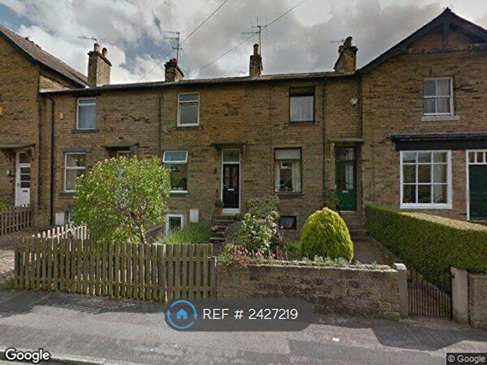 2 Bedroom Terraced House To Rent In Ash Grove, Ilkley, LS29