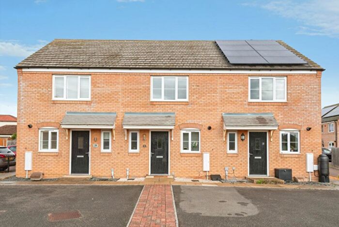 2 Bedroom Terraced House For Sale In Chaffinch Green, Lower Stondon, Henlow, Bedfordshire, SG16