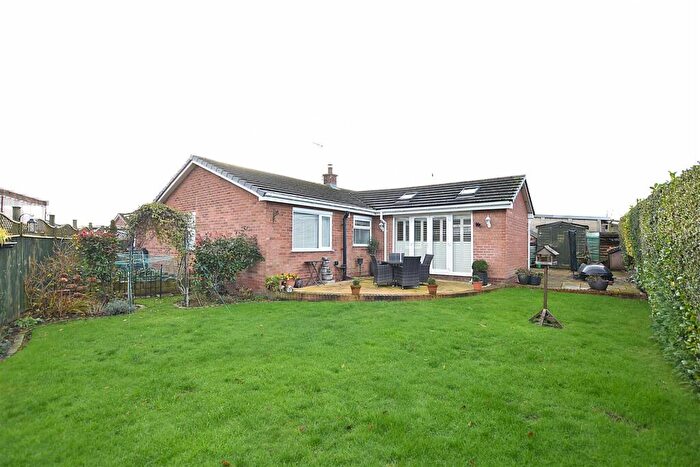 2 Bedroom Detached Bungalow For Sale In Cardigan Road, Wrexham, LL12