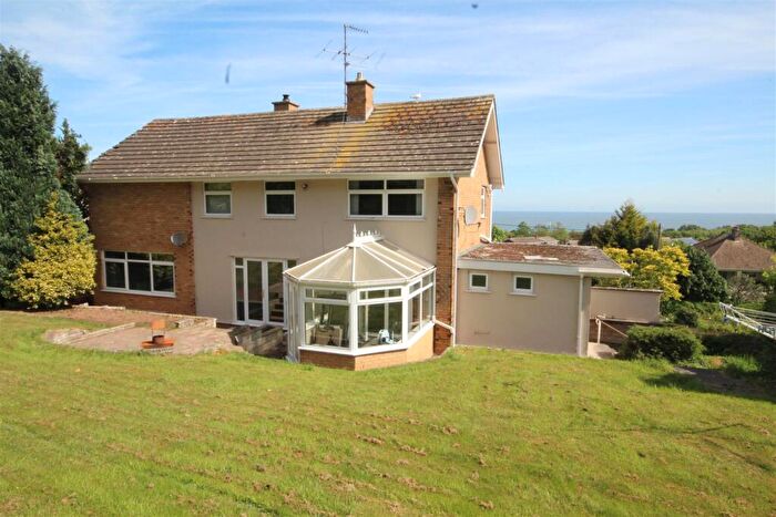 4 Bedroom Detached House For Sale In Minffordd Road, Llanddulas, LL22