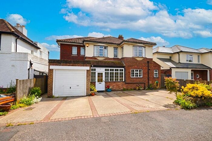4 Bedroom Detached House For Sale In Seabrook Grove, Hythe, CT21