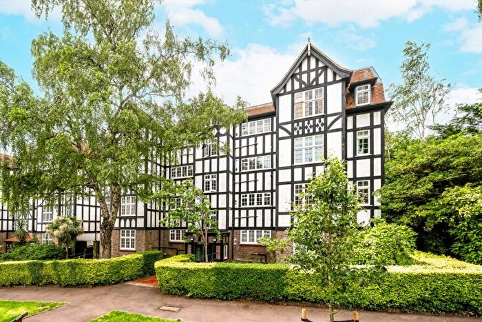 1 Bedroom Flat To Rent In Holly Lodge Mansions, Highgate, N6