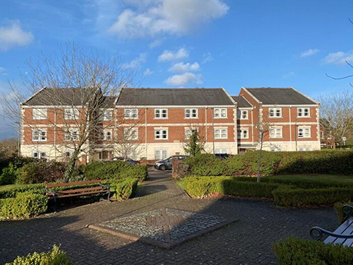 1 Bedroom Apartment To Rent In St Luke Square, Holy Trinity, GU1