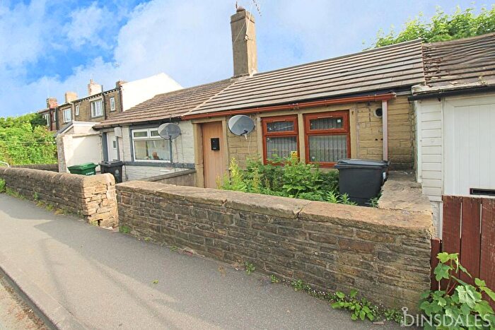 1 Bedroom Bungalow For Sale In Southfield Lane, Bradford, BD5