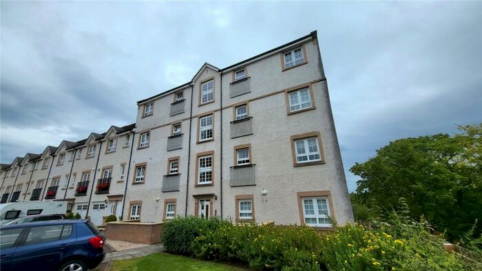 2 Bedroom Flat To Rent In Parklands Oval, Crookston, Glasgow, G53