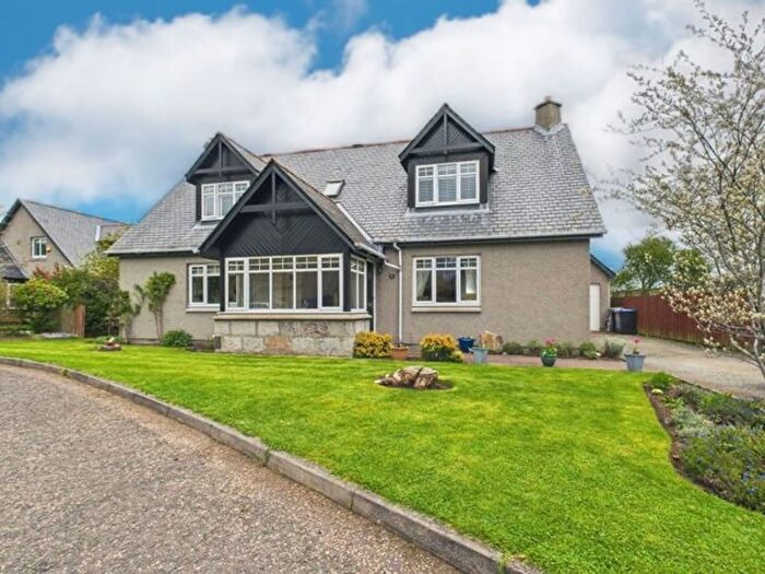 4 Bedroom Detached House For Sale In Tillybrig, Dunecht, AB32