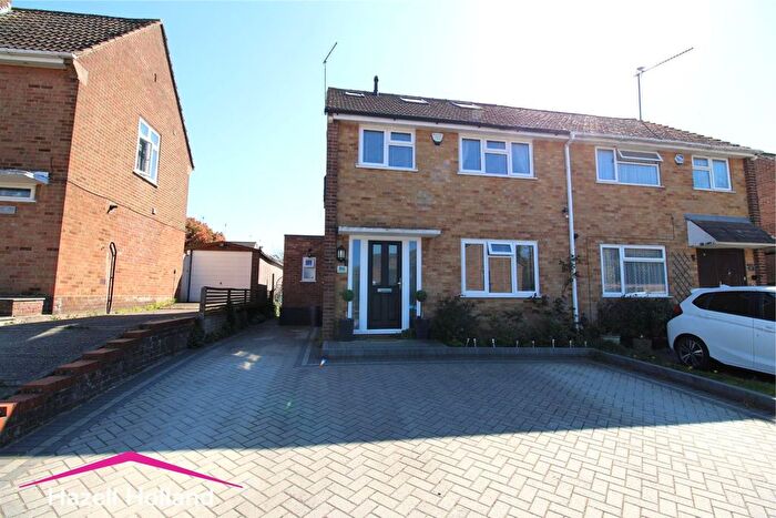 4 Bedroom Semi Detached House For Sale In St. Georges Road, Swanley, BR8