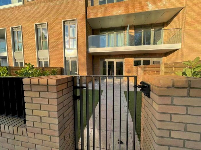 1 Bedroom Flat To Rent In Filmworks Walk, Ealing, W5