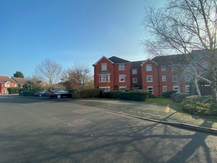 2 Bedroom Flat To Rent In Hardy Court, Worcester, WR3
