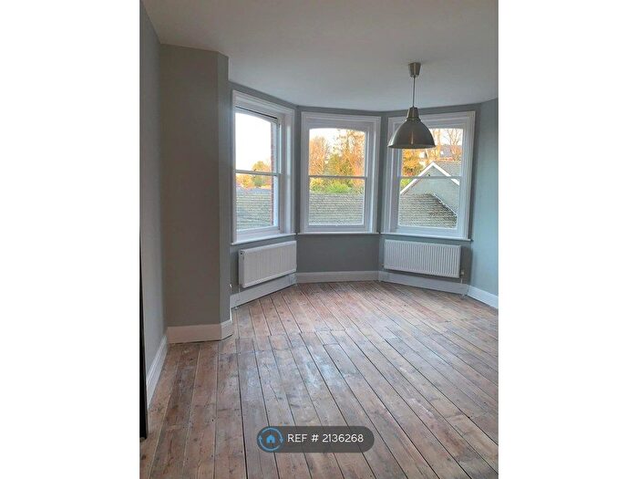 2 Bedroom Flat To Rent In Argyle Road, Reading, RG1