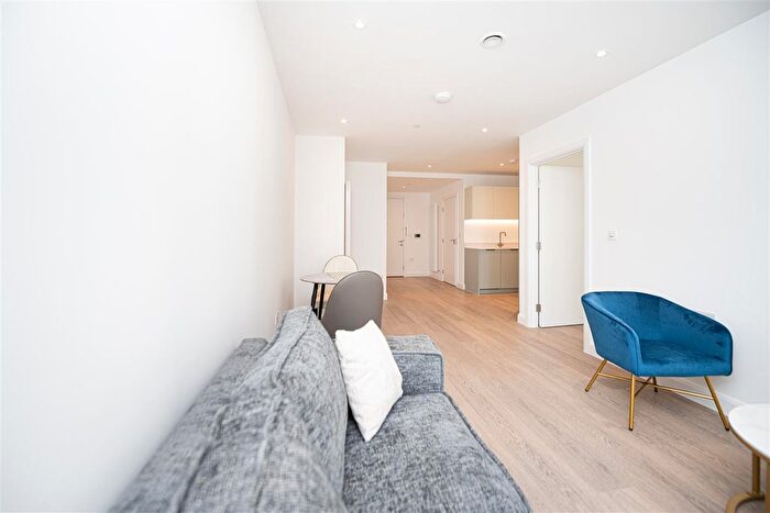 1 Bedroom Flat To Rent In Eden Place, Canning Town, London, E16