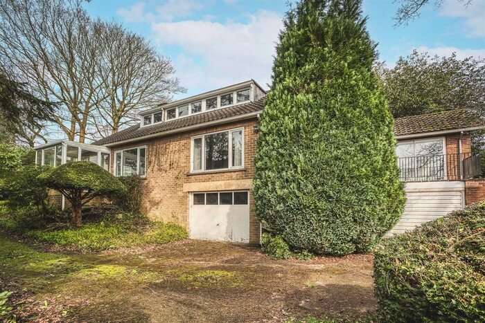 3 Bedroom Detached House For Sale In Queens Drive, Mount Pleasant, Belper, DE56