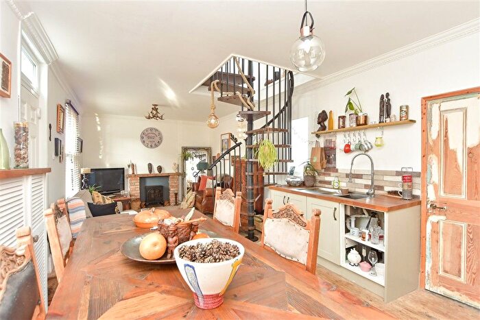 2 Bedroom Detached House For Sale In Marine Parade, Sheerness, Kent, ME12