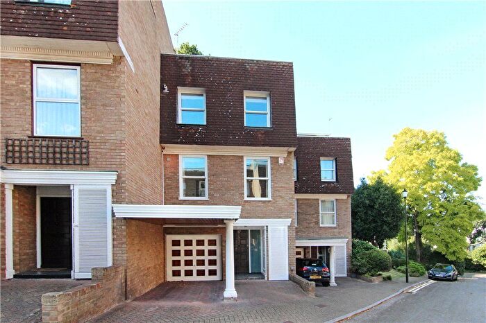 4 Bedroom Terraced House To Rent In Welford Place, London, SW19