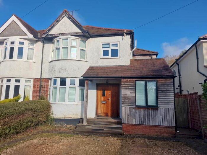 3 Bedroom Semi-Detached House To Rent In Amersham, Buckinghamshire, HP6