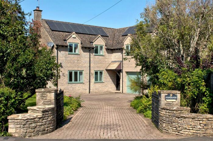 5 Bedroom Detached House For Sale In Lea, Malmesbury, SN16