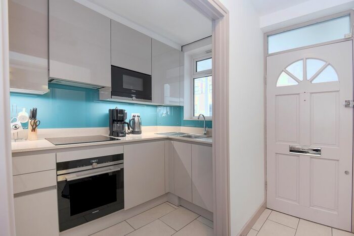 Studio To Rent In Farm Lane, London, SW6