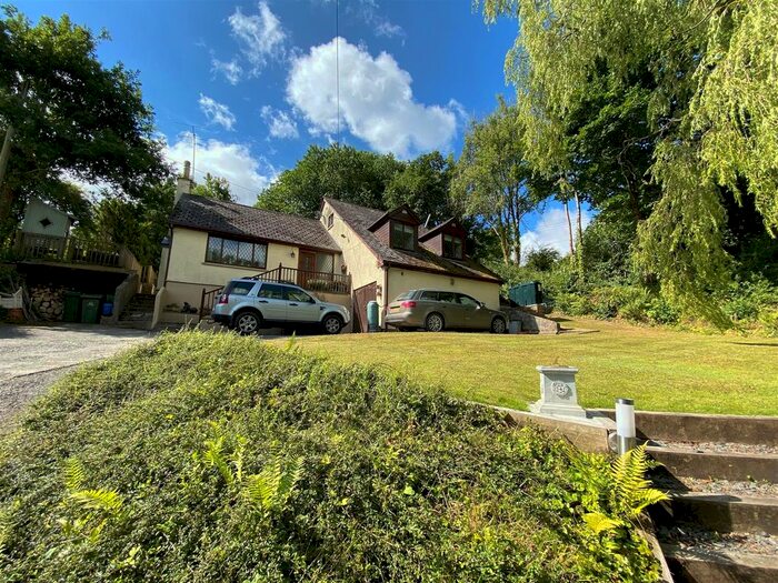 3 Bedroom Detached House For Sale In Hollocombe, Chulmleigh, EX18