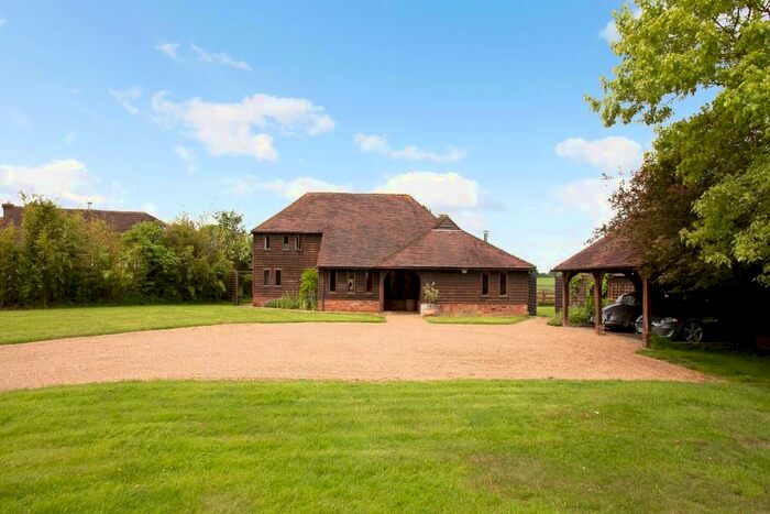 4 Bedroom Detached House For Sale In Haffenden Quarter, Smarden, Kent, TN27