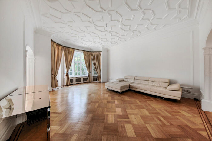 5 Bedroom House To Rent In Elsworthy Road, Primrose Hill, NW3