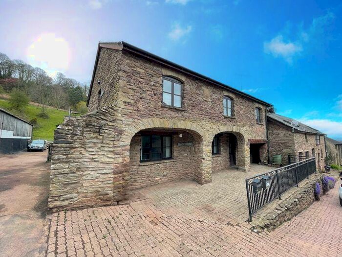 3 Bedroom Barn Conversion To Rent In Upper Cwm Farm, Abergavenny, NP7