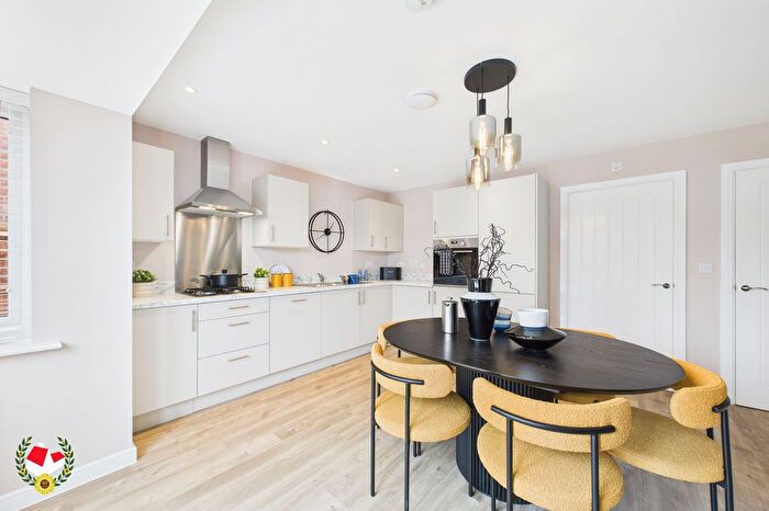 3 Bedroom Property For Sale In Hempsted Lane, Hempsted, GL2