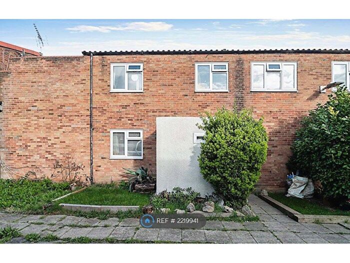 5 Bedroom Terraced House To Rent In Elm Green, Basildon, SS13