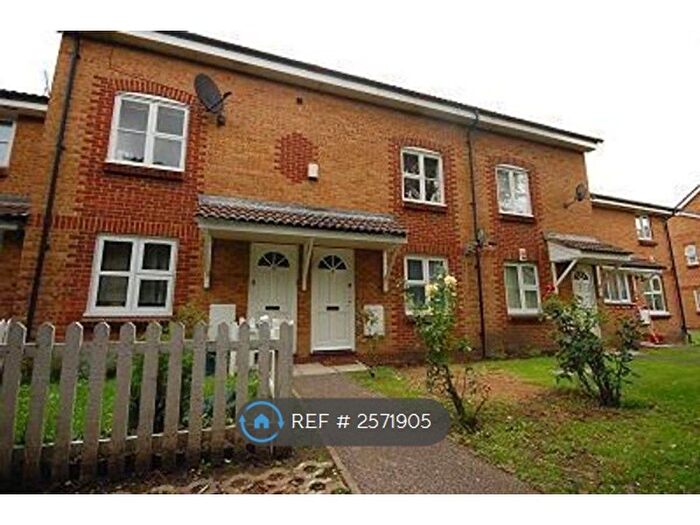 2 Bedroom Maisonette To Rent In Burnell Walk, London, SE1