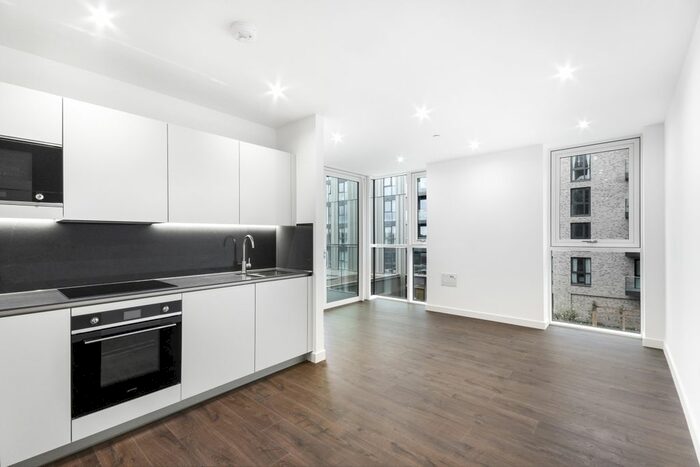 1 Bedroom Flat To Rent In Coster Avenue, London, N4