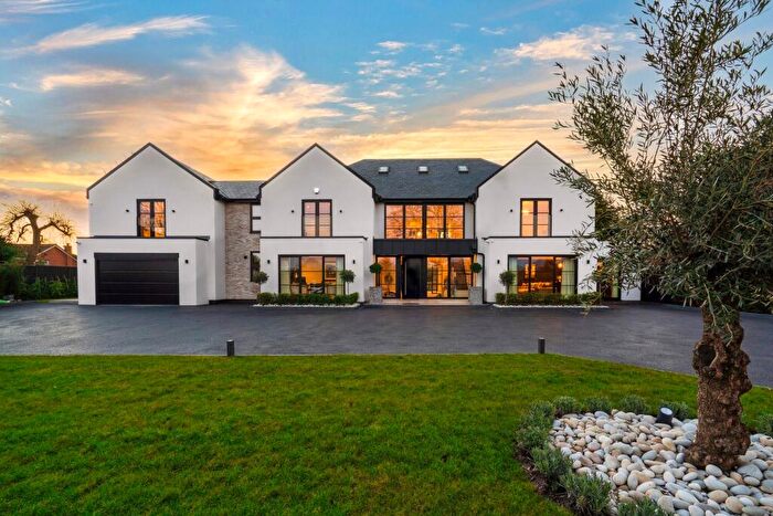 6 Bedroom Detached House For Sale In Prescot Road, Aughton, L39