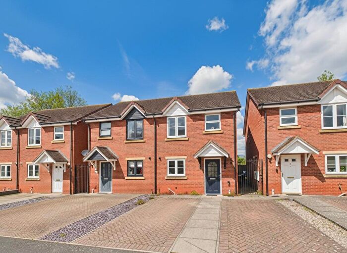 3 Bedroom Semi Detached House For Sale In Club Drive, Hurley, Atherstone, CV9
