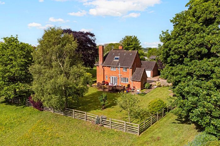 4 Bedroom Detached House For Sale In Gilmorton Road, Ashby Magna, LE17