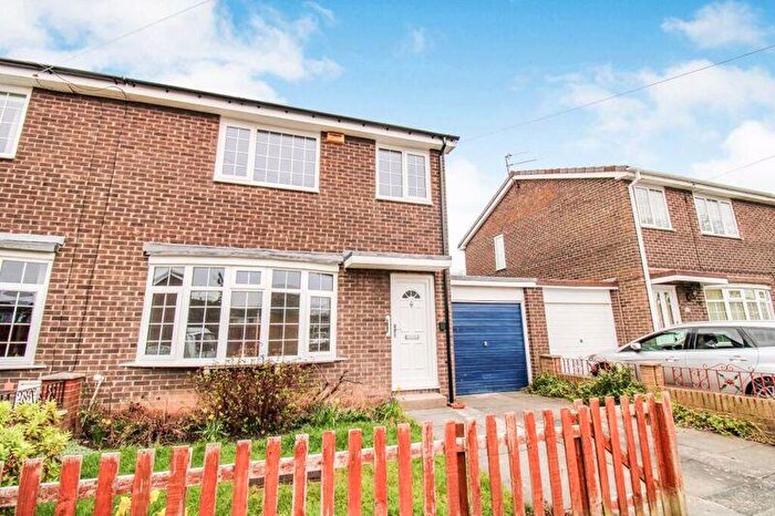 3 Bedroom Semi-Detached House To Rent In Chester Grove, Blyth, NE24