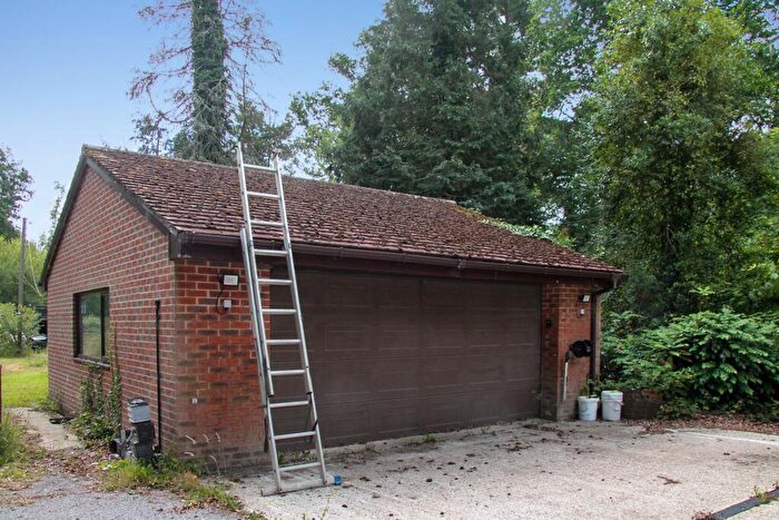 4 Bedroom Detached Bungalow For Sale In Wickham, Hampshire, PO17