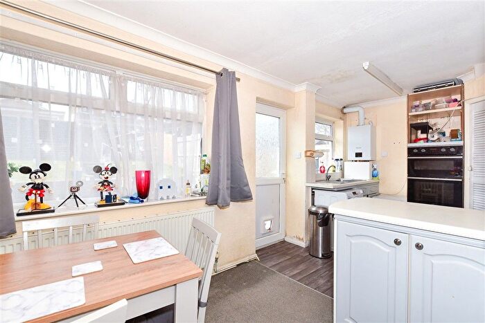 3 Bedroom End Terrace House For Sale In Woodpecker Road, Larkfield, Aylesford, Kent, ME20