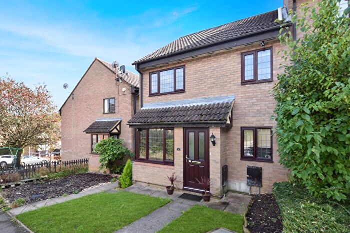 1 Bedroom End Of Terrace House For Sale In Felbrigg Close, Luton, Bedfordshire, LU2